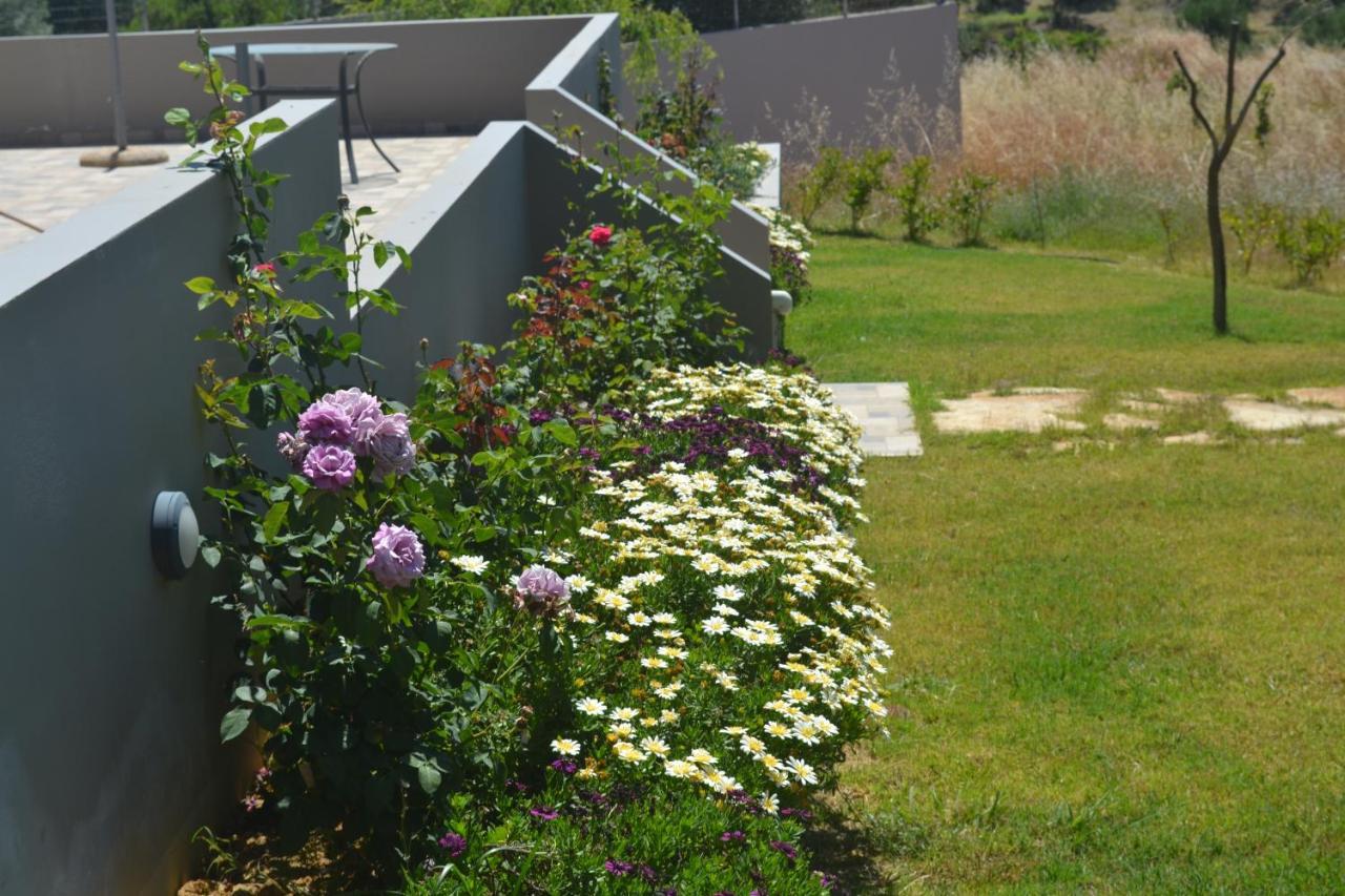 Alexandra'S Garden Houses Stalós Buitenkant foto